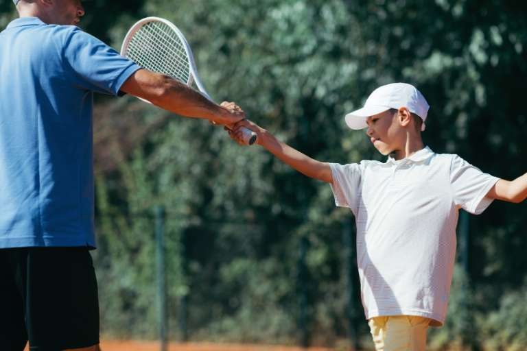 Tekirdağ tenis kursu içinde ders fotoğrafı